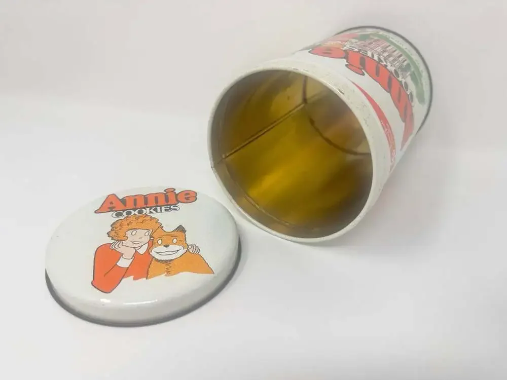 Little Orphan Annie 1981 Movie Release Vintage Tin Canister Jar Tribune Company